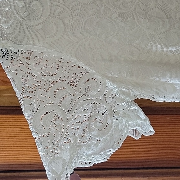 Jessica London Lace Short Sleeve Tops Size 14/16 Like NEW - Picture 2 of 12